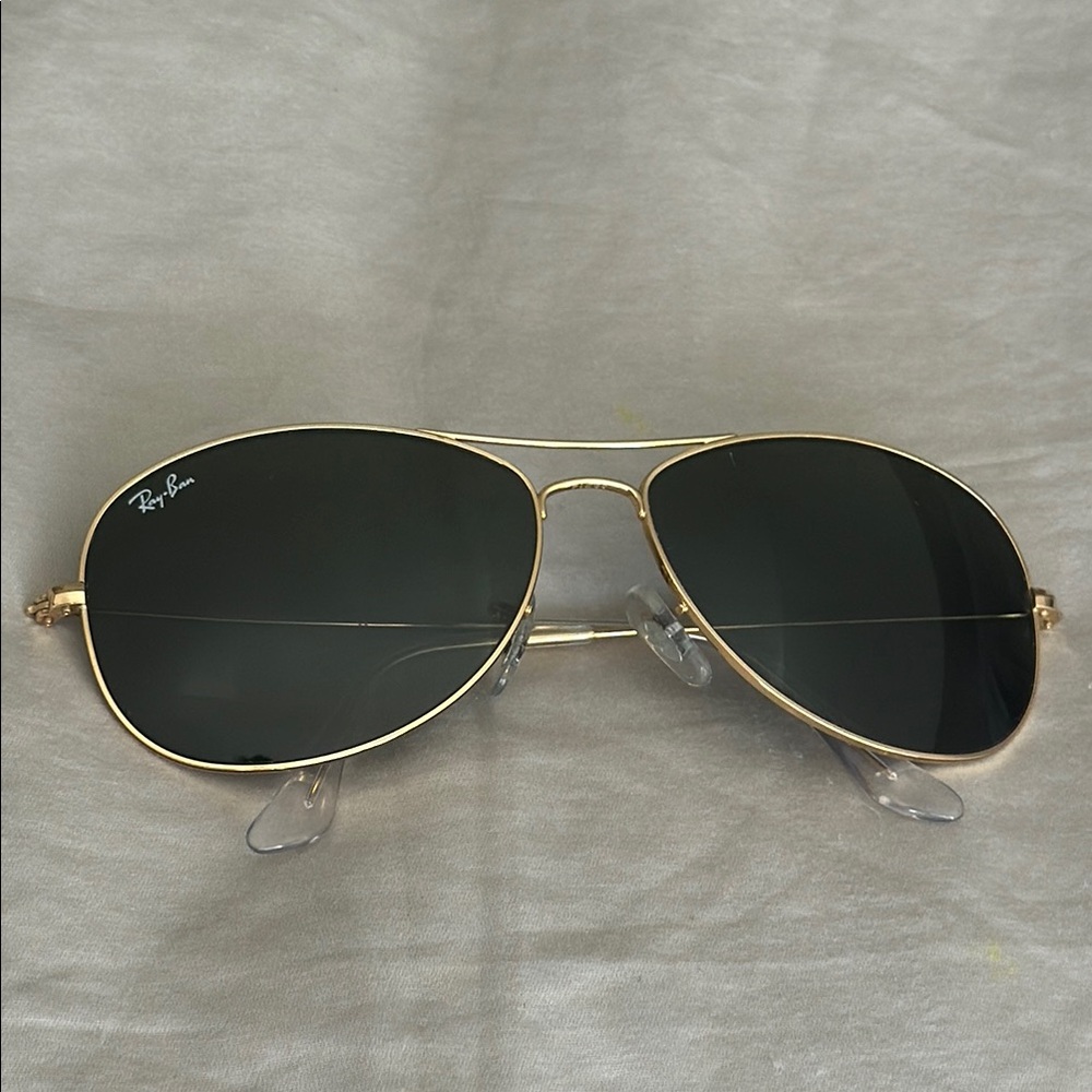 Ray-Ban Gold Aviator Sunglasses
